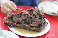 Gulai Kepala Ikan Manyung. Cobain deh! Gulai Kepala Ikan Manyung. Cobain deh!