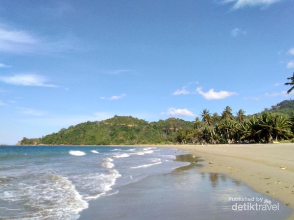 Destinasi Kamu Selanjutnya Di Sulawesi Tengah Pantai Diule