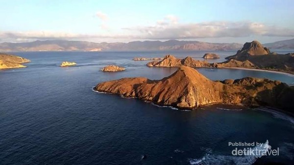 Pulau Padar Tempat Wisata Eksotis Di Indonesia Timur Pulau Padar Tempat Wisata Eksotis Di Indonesia Timur