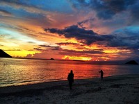 Keindahan sunset di Pulau Kenawa Keindahan sunset di Pulau Kenawa