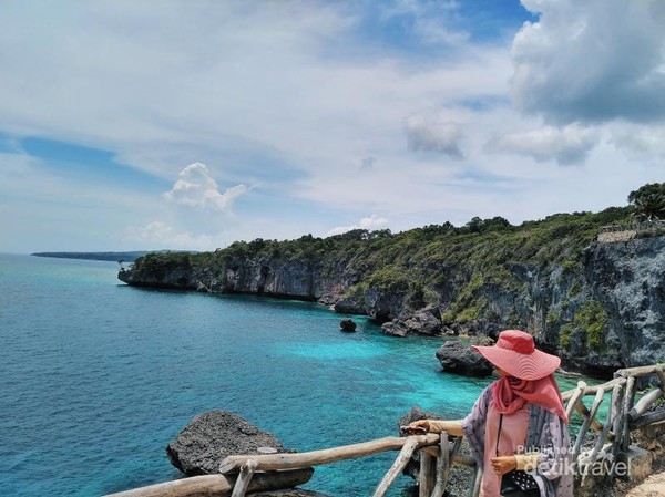  Pantai Appalarang Raja Ampat dari Bulukumba