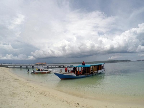 Cantiknya Pantai Kepunyaan Sulawesi Selatan