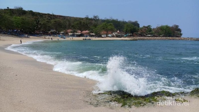 Cerukan Pantai Rancabuaya