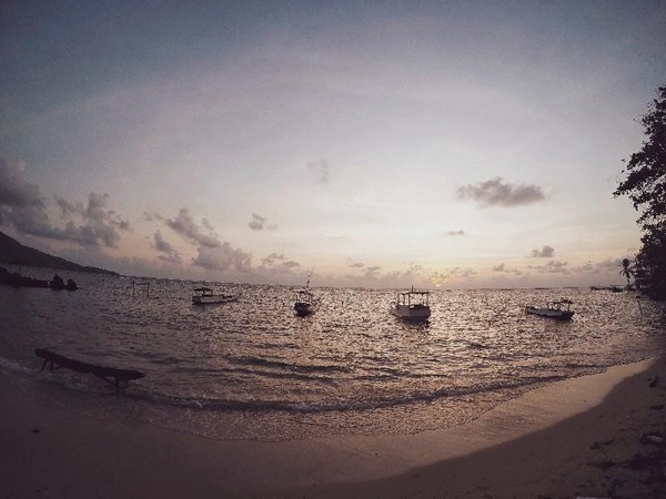 Pantai Yang Indah Itu Ada Di Utara Pulau Jawa