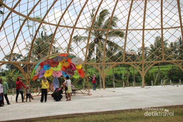 Hari Minggu Ayo Ke Taman Gandrung Terakota Banyuwangi