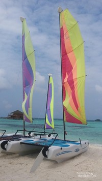 Perahu layar di Maldives Perahu layar di Maldives