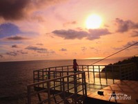 Teras kaca Pantai Nguluran Teras kaca Pantai Nguluran