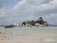 Keindahan Pantai Pulau Burung Keindahan Pantai Pulau Burung