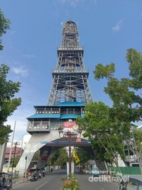 Menara keagungan Limboto Gorontalo Menara keagungan Limboto Gorontalo