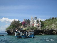 Pura Ganesha di Pulau Menjangan Pura Ganesha di Pulau Menjangan
