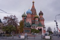 St Basil Cathedral yang khas dengan kubah berebentuk bawang St Basil Cathedral yang khas dengan kubah berebentuk bawang