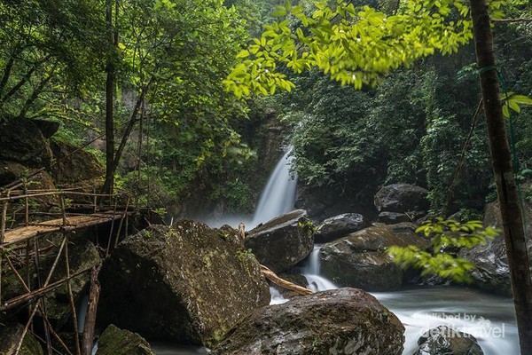 Air Terjun Haratai Harta Suku Dayak Meratus