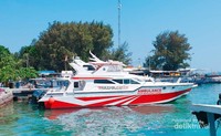 Kapal Ambulans RSUD Kepulauan Seribu. Kapal Ambulans RSUD Kepulauan Seribu.