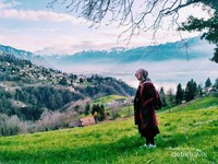 Jalan kaki jauh, nyasar, naik turun bukit, tapi kalau ketemu pemandangan yang cantiknya kayak gini aku rela. Jalan kaki jauh, nyasar, naik turun bukit, tapi kalau ketemu pemandangan yang cantiknya kayak gini aku rela.