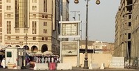 Suasana di sekitar pintu 15 Masjid Nabawi. Suasana di sekitar pintu 15 Masjid Nabawi.