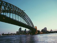 Menaiki Feri saat malam adalah salah satu moment yang aku suka saat di Sydney. Menaiki Feri saat malam adalah salah satu moment yang aku suka saat di Sydney.