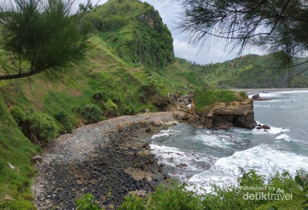 Pantai Cantik Dari Kebumen