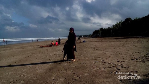 Pesona Keindahan Sunrise Di Pantai Kuta