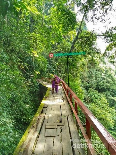 940 Koleksi Gambar Jembatan Romantis HD