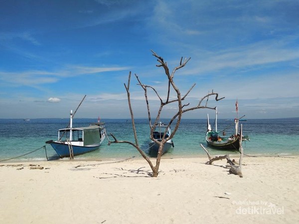 Katakan Bye Polusi Jakarta Di Pantai Ini