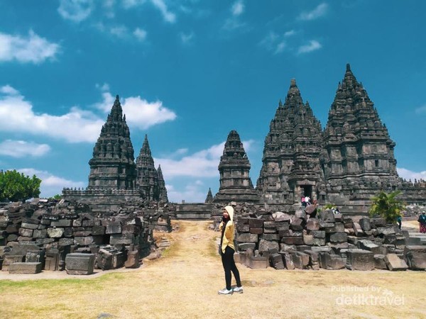 Spot Foto Yang Tak Boleh Dilewatkan Di Candi Prambanan