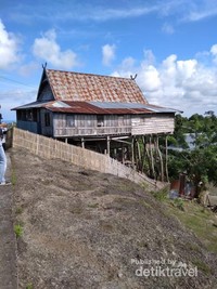  Foto  Rumah  rumah  Unik di Kampung  Tua Bitombang