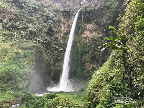 Foto Air Terjun Dahsyat Di Malang