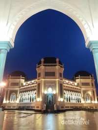 Pintu Masuk Masjid Pintu Masuk Masjid