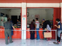 Tahu tauhid terletak di Jalan Cijeruk 113 Lembang dan Jalan Sesko AU no 20 Lembang Tahu tauhid terletak di Jalan Cijeruk 113 Lembang dan Jalan Sesko AU no 20 Lembang