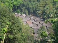 Salah satu Kampung Suku Baduy Luar difoto dari ketinggian Salah satu Kampung Suku Baduy Luar difoto dari ketinggian