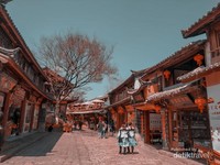 Suasana pemukiman khas tibet Suasana pemukiman khas tibet