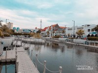 Kali besar cantiknya tak kalah dengan Sungai Cheonggyecheon di Seoul Kali besar cantiknya tak kalah dengan Sungai Cheonggyecheon di Seoul
