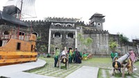 Salah satu sudut The Lost Word Castle tampak dari dalam Salah satu sudut The Lost Word Castle tampak dari dalam