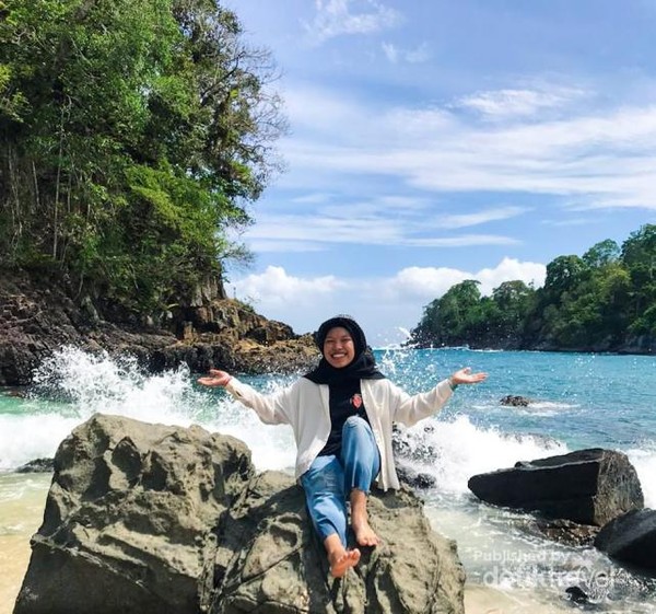 Wisata pantai teluk ijo banyuwangi