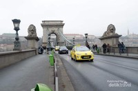 The Chain Bridge The Chain Bridge