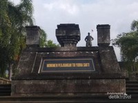Monumen Perjuangan Tri Yudha Sakti SIngaraja Monumen Perjuangan Tri Yudha Sakti SIngaraja