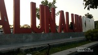 Alun-alun Kidul di Kawasan Kantor Pemerintahan Kabupaten Boyolali Alun-alun Kidul di Kawasan Kantor Pemerintahan Kabupaten Boyolali