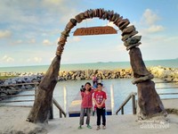 Gerbang menuju penangkaran penyu Gerbang menuju penangkaran penyu