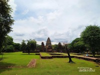 Phimai historical park bagian depan Phimai historical park bagian depan