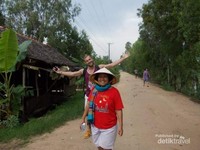 Siap menjelajah Hutan Trasu. Siap menjelajah Hutan Trasu.