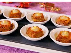 Pain depice served with Pear Compote