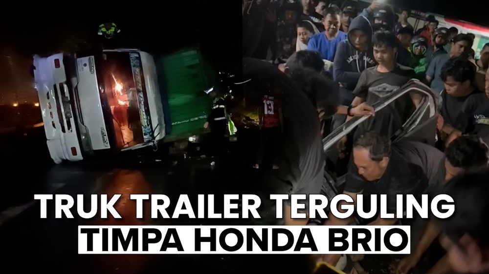 Evakuasi Korban Mobil Tertimpa Truk Trailer
