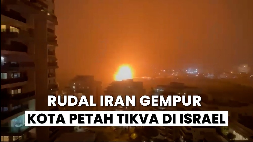 Dahsyatnya Gempuran Rudal Iran