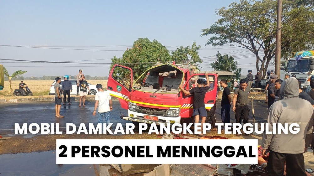 Kronologi Mobil Damkar Terguling di Pangkep