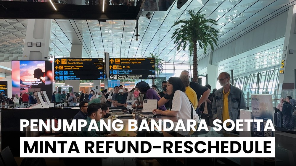 Antrean Penumpang di Bandara Soetta