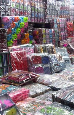 5 Tempat Belanja Murah di Pasar Asemka 2