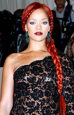 Warna-warni Rambut Rihanna - 5