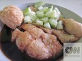 Pempek Palembang 1,7 Ton Telur Pecahkan Rekor MURI