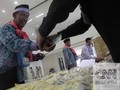 Sebanyak 103 Jemaah Haji WNI Paspor Palsu Tiba di Manila