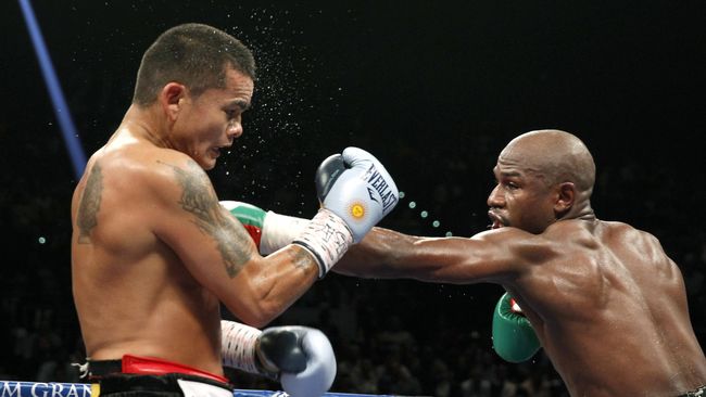 50 Cent: Mayweather Takut Setengah Mati pada Pacquiao